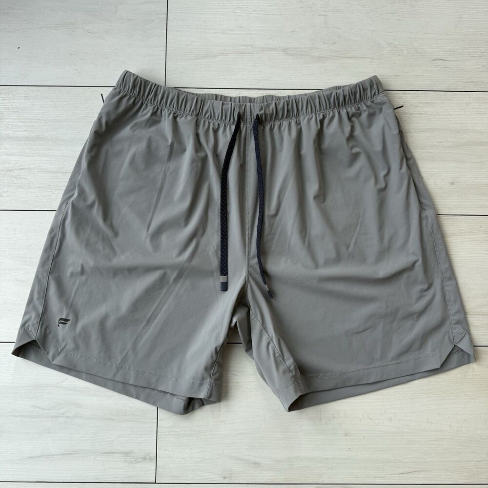 Fabletics Shorts Men's XL The One 7" Unlined Gray Training Gym